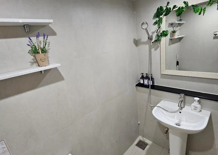 Gwangalli Near Residence, Self Check-in, 4pax, Pet-friendly